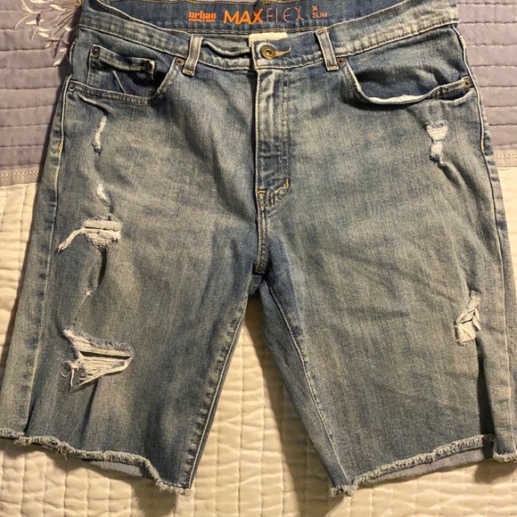 Mens 34 Slim Urban Pipeline Jean Shorts 